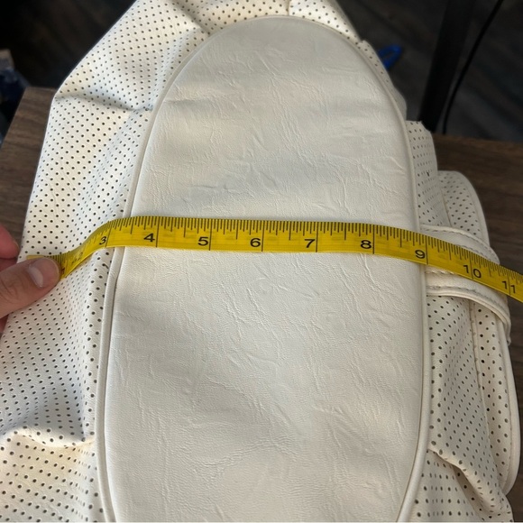 Matt & Nat faux leather Elegant Cream Women's Bag - Picture 7 of 12